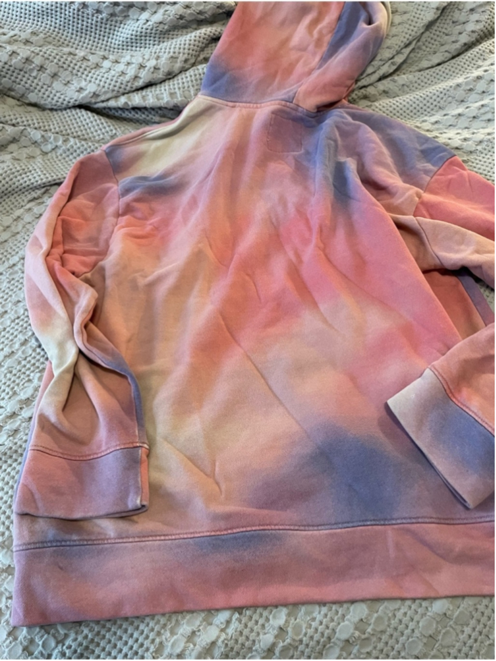 Hollister Signed Script Tie-Dye Hoodie must have collection - Picture 4 of 5